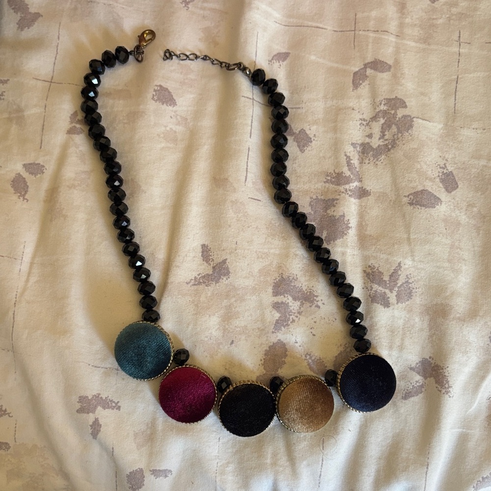 Elegant Multicolor Beaded Necklace